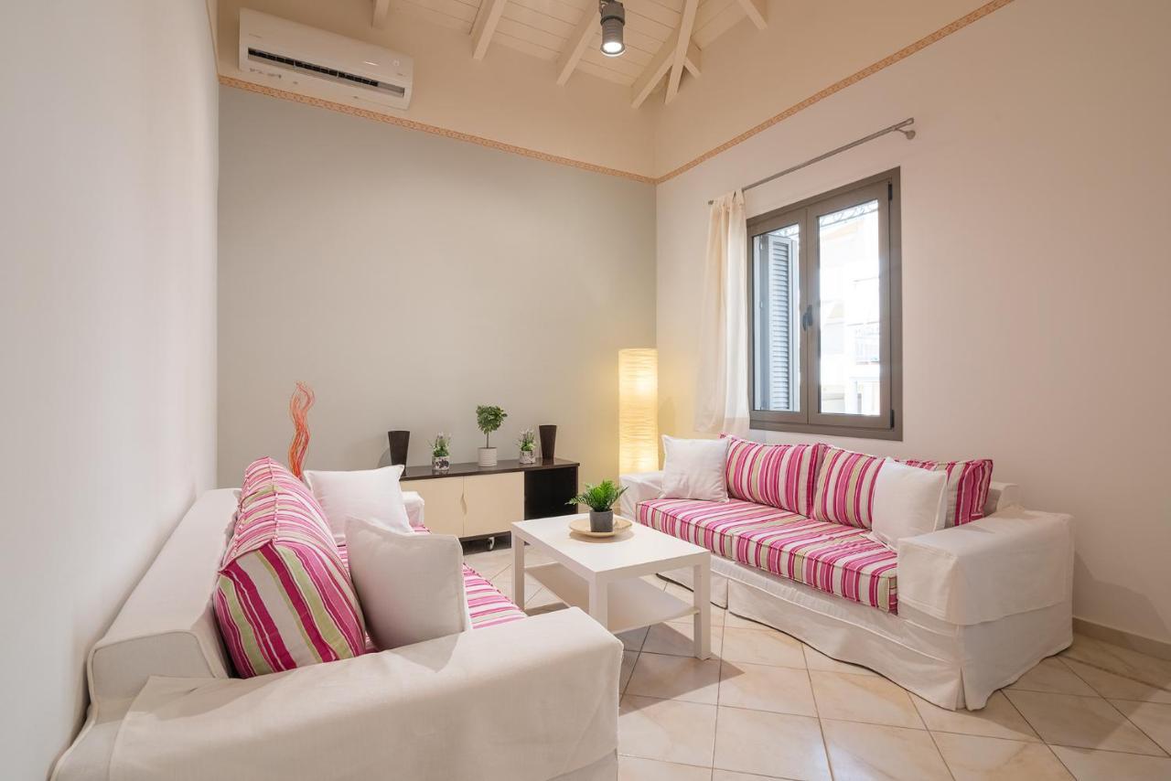 Topalidi'S Home Nea Palatia Bagian luar foto